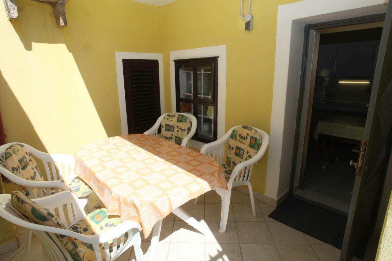 Accommodation Lily Vrana  المظهر الخارجي الصورة