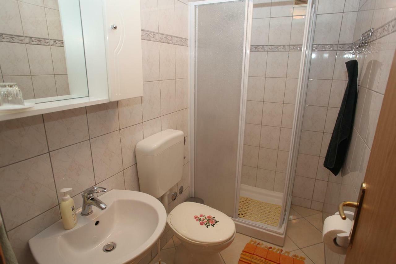 Accommodation Lily Vrana  المظهر الخارجي الصورة