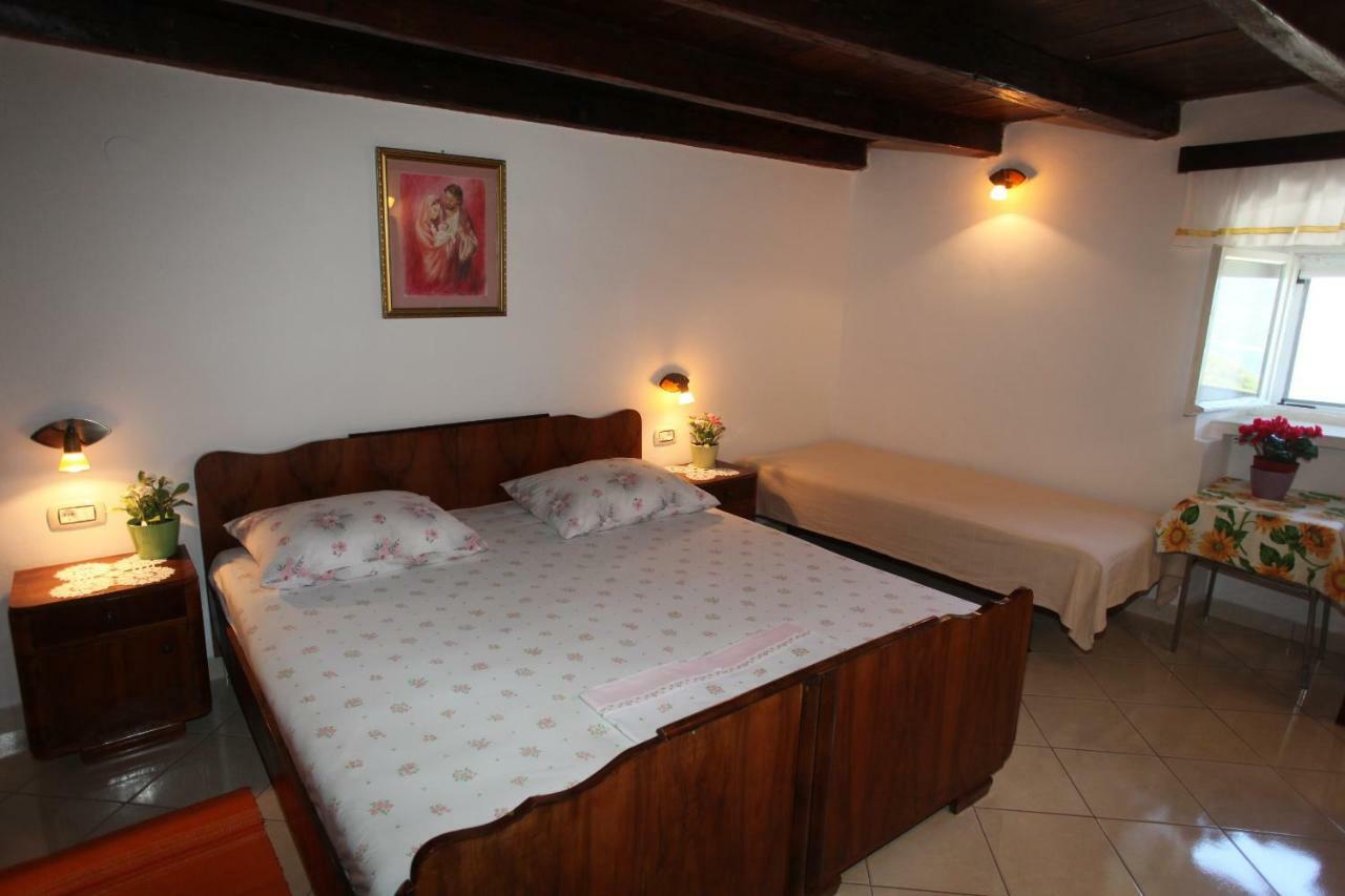 Accommodation Lily Vrana  المظهر الخارجي الصورة